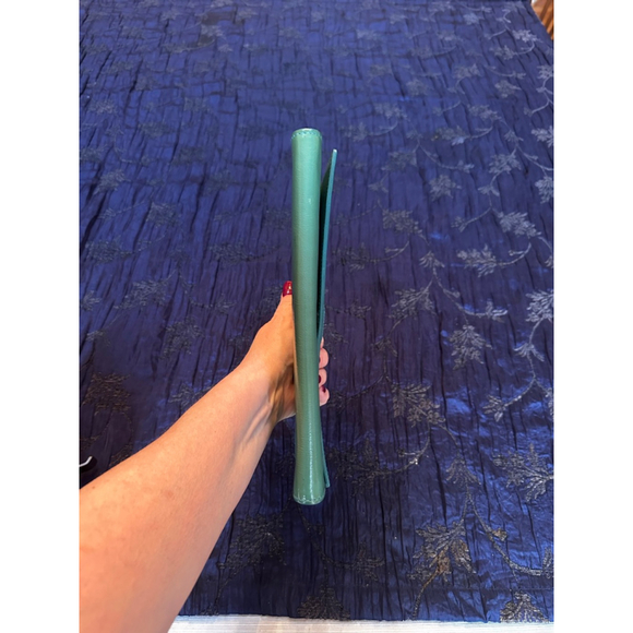 Yves Saint Laurent Green Patent Leather Clutch - Picture 11 of 12